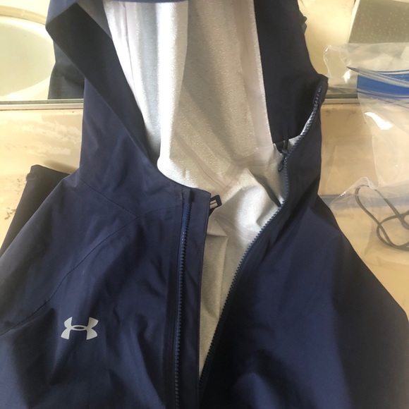 NWT! Under Armour Storm Rain Jacket - Picture 4 of 8